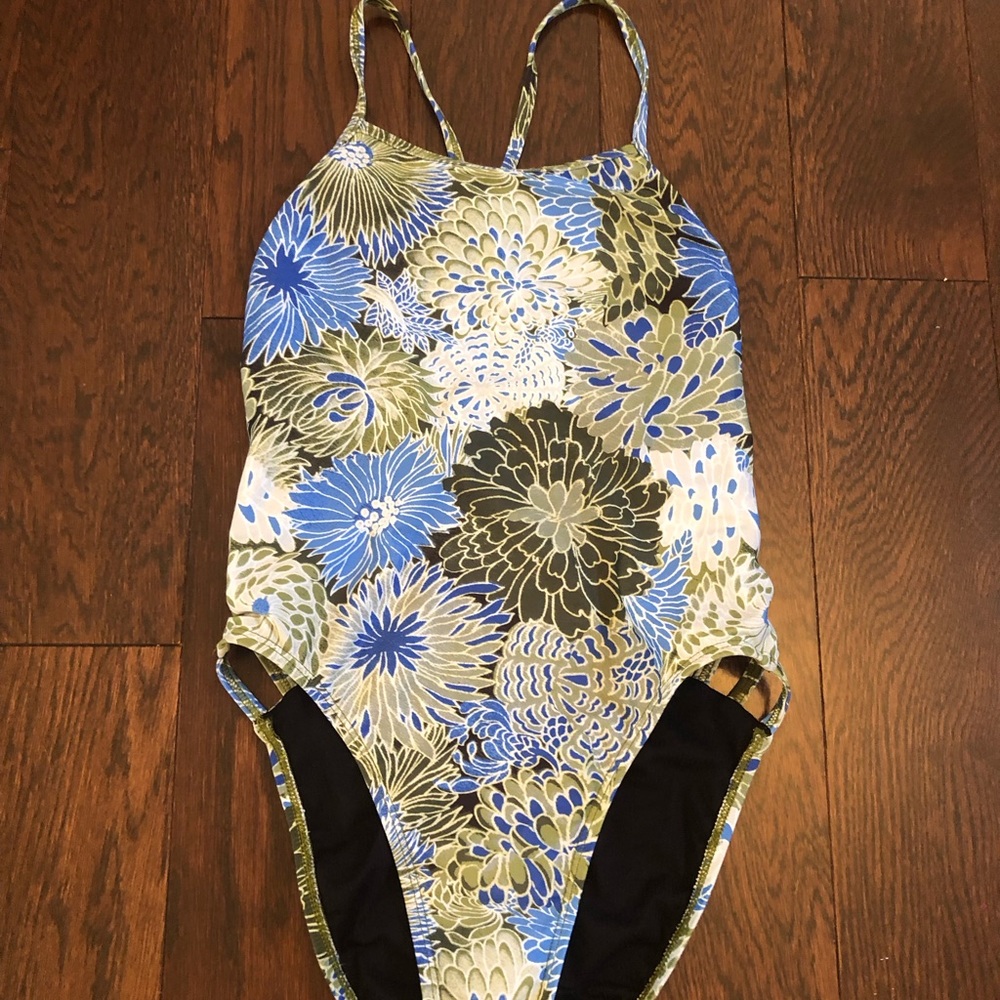 Jolyn Julian Size 30